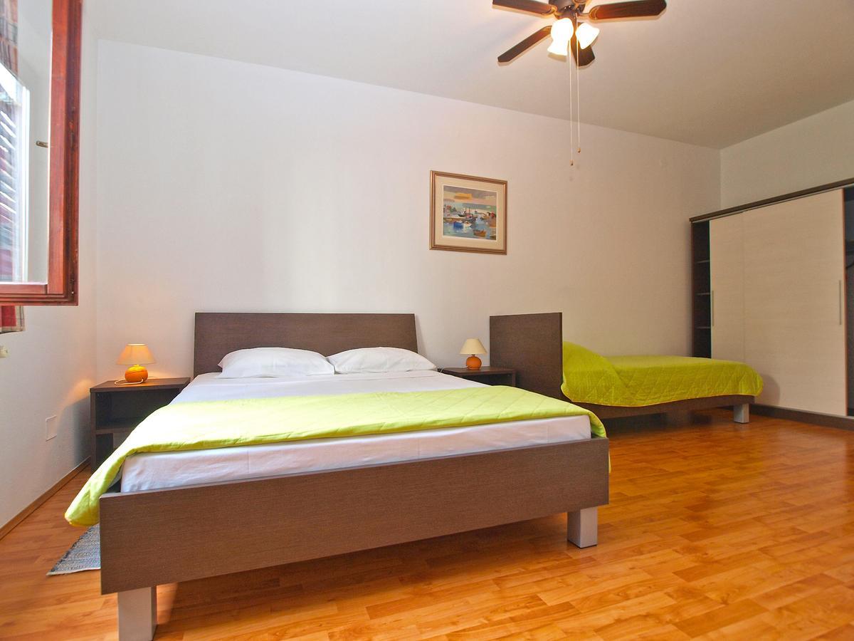 Rooms Ivica 1452 ฟาชานา ภายนอก รูปภาพ